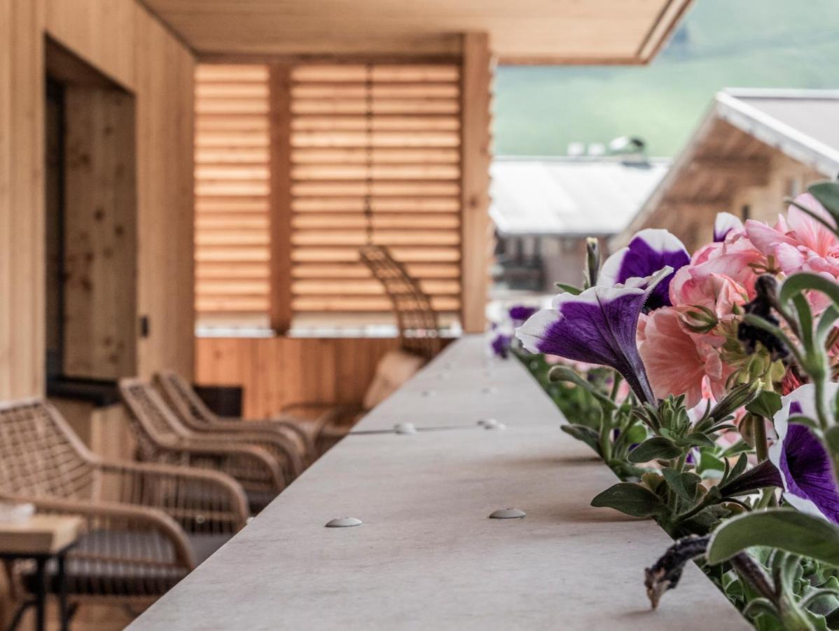 Frau Gans - Pure Mountain Apartments Saalbach Exterior foto